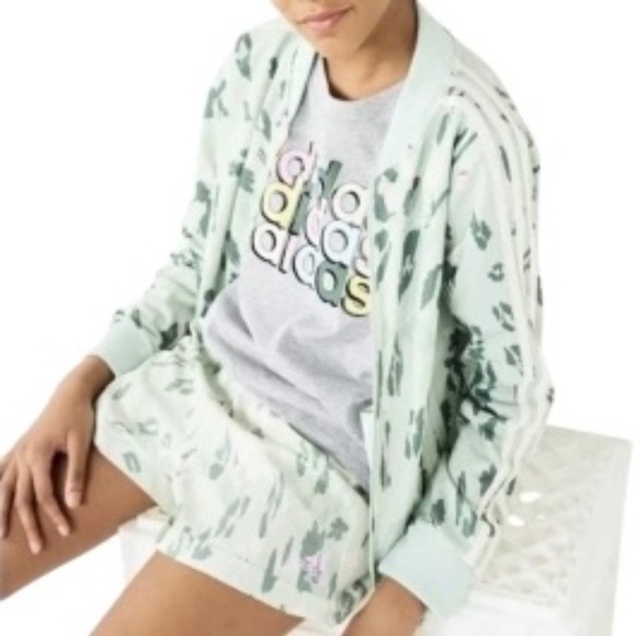 Adidas Printed Tricot Varsity Jacket Unisex 10/12 - Picture 1 of 10